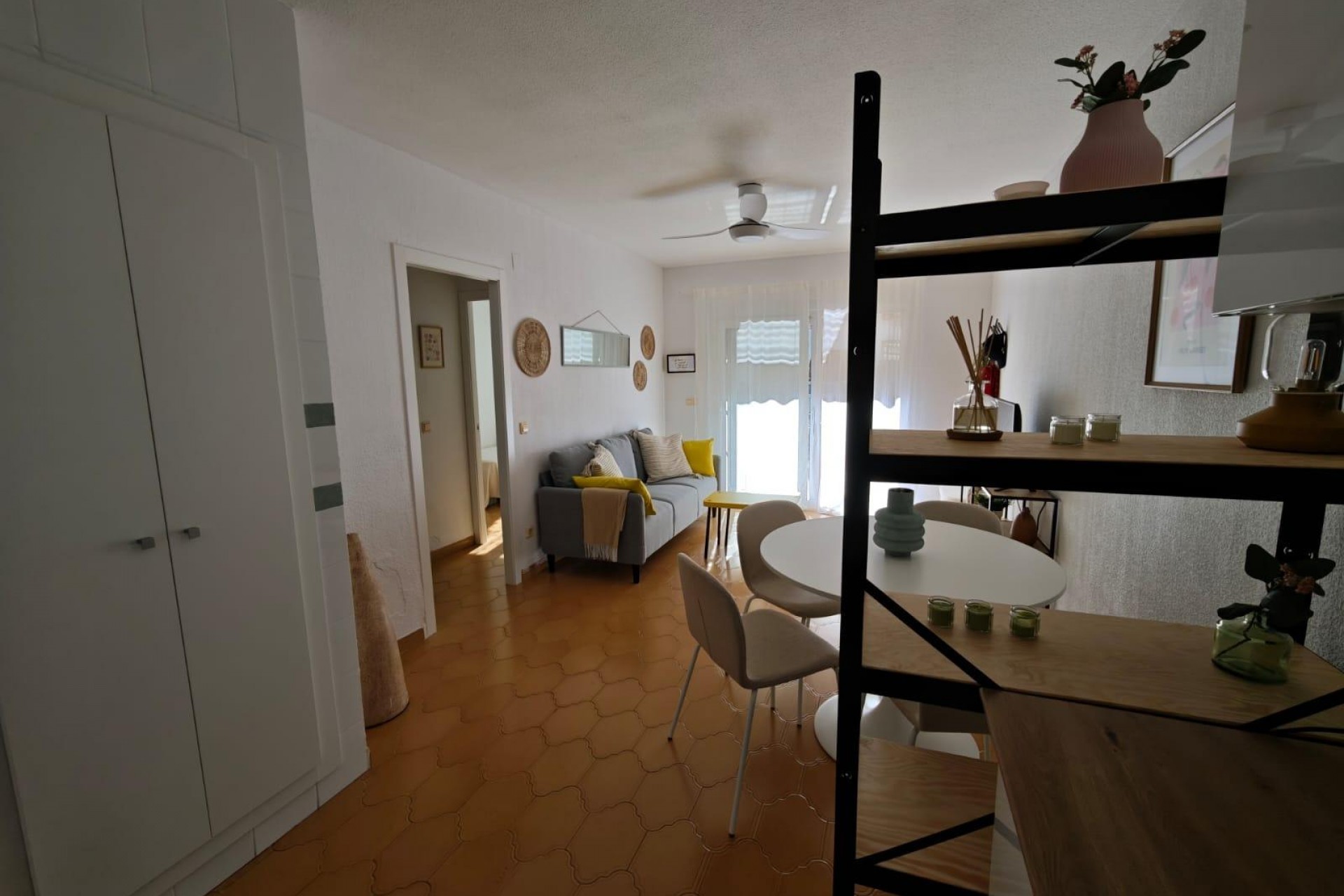 Resale - Apartment -
Cabo Roig