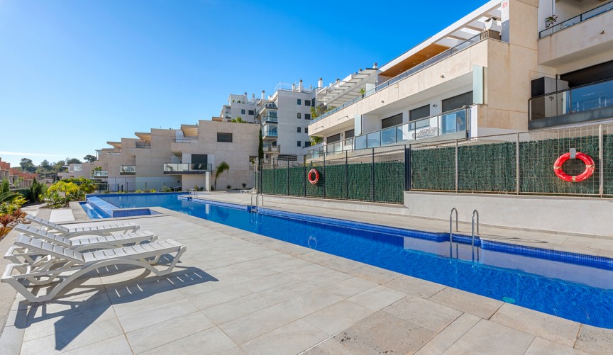 Resale - Apartment -
Campoamor - Costa Blanca