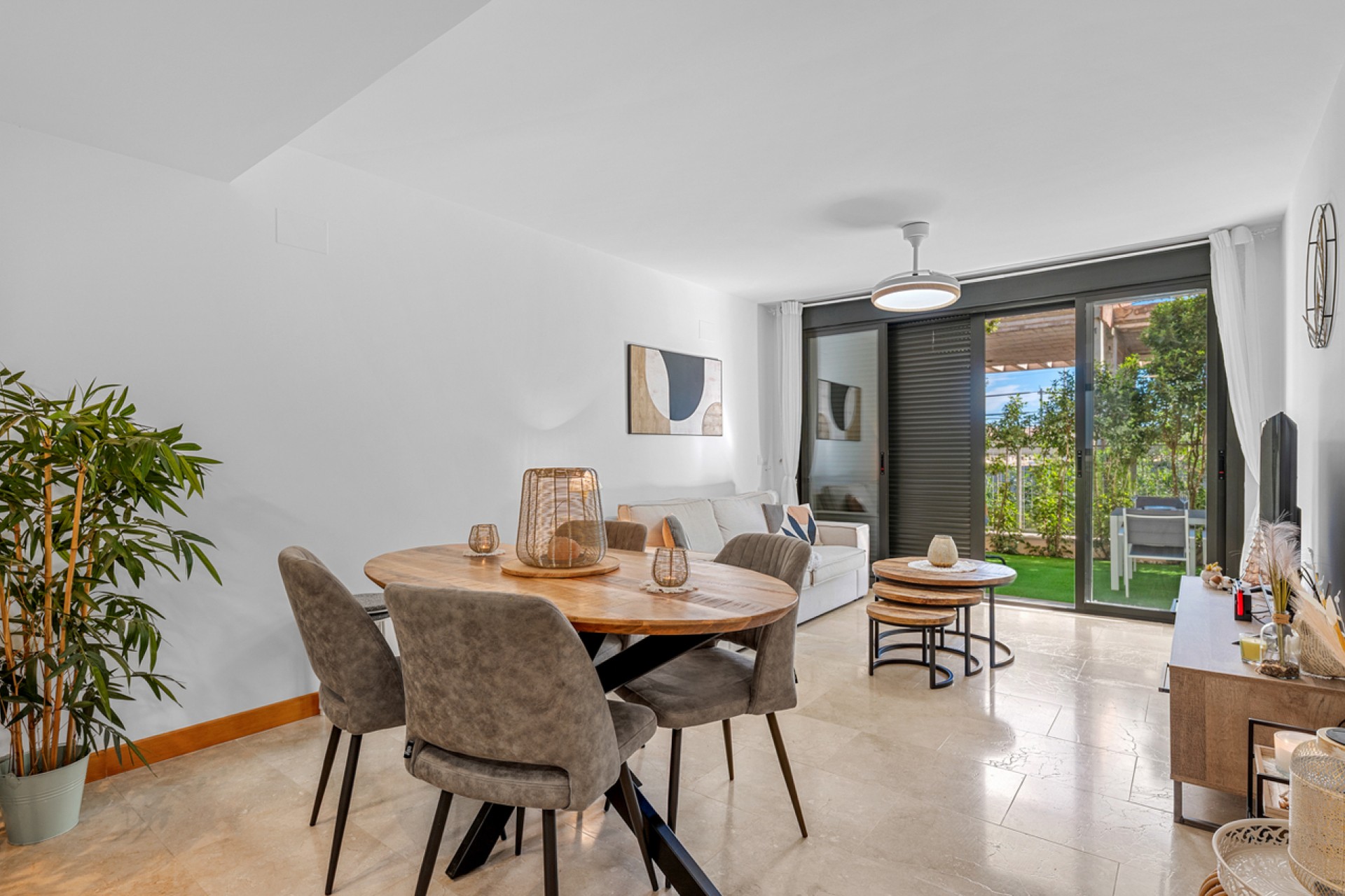 Resale - Apartment -
Campoamor - Costa Blanca