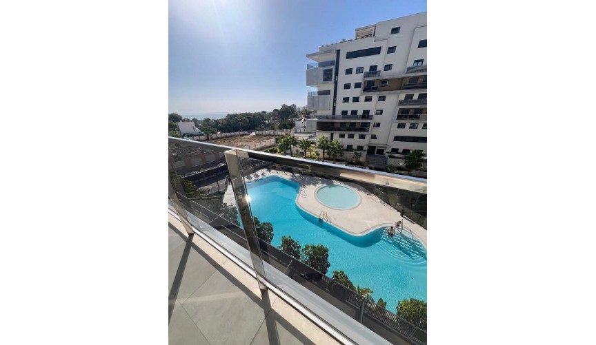 Resale - Apartment -
Campoamor - Costa Blanca