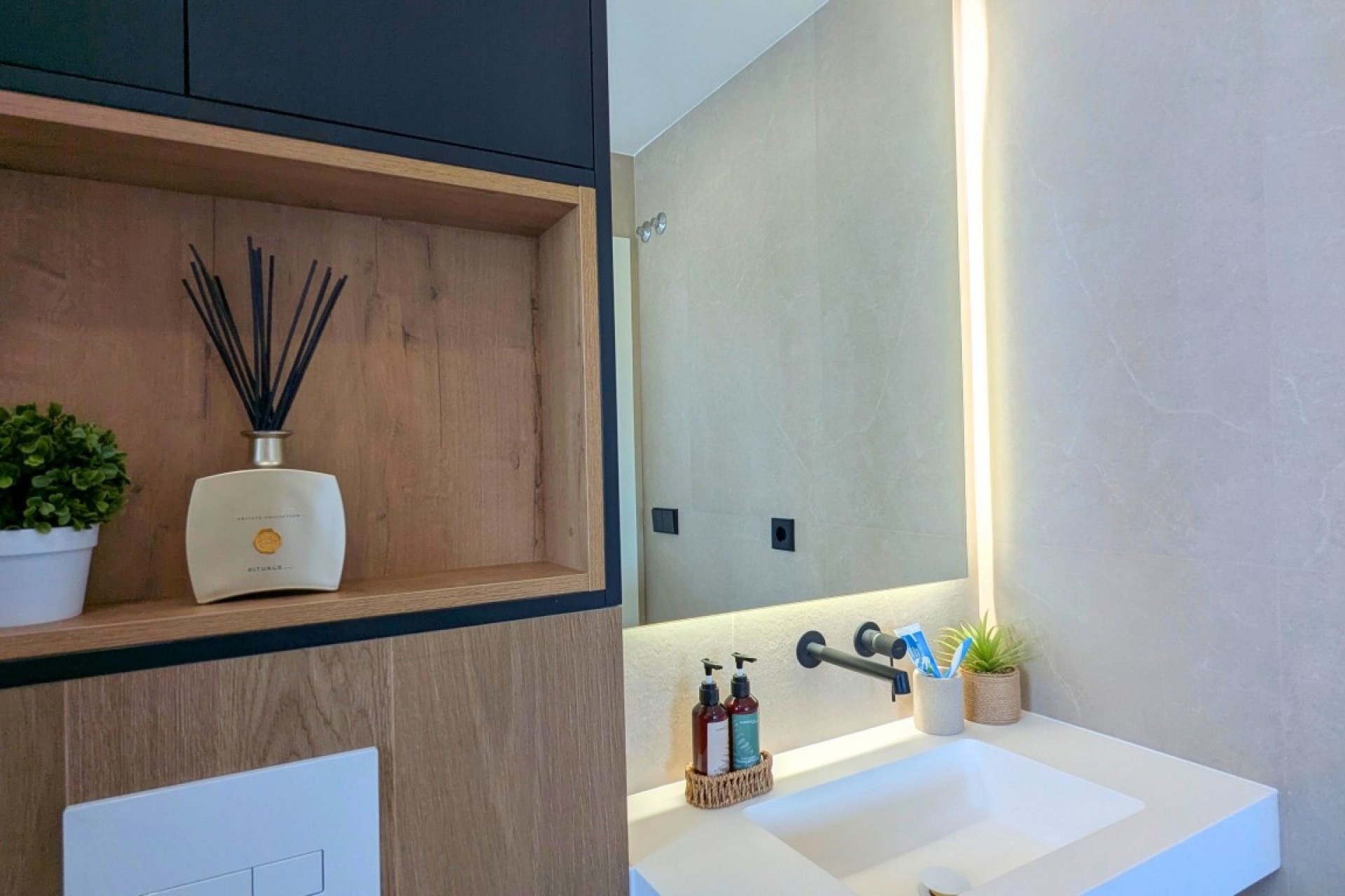 Resale - Apartment -
Condado de Alhama - Inland