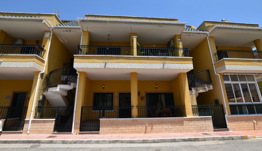 Resale - Apartment -
Daya Vieja - Costa Blanca