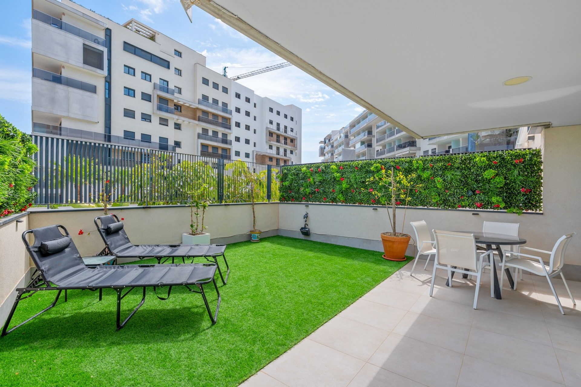 Resale - Apartment -
Dehesa de Campoamor - Costa Blanca