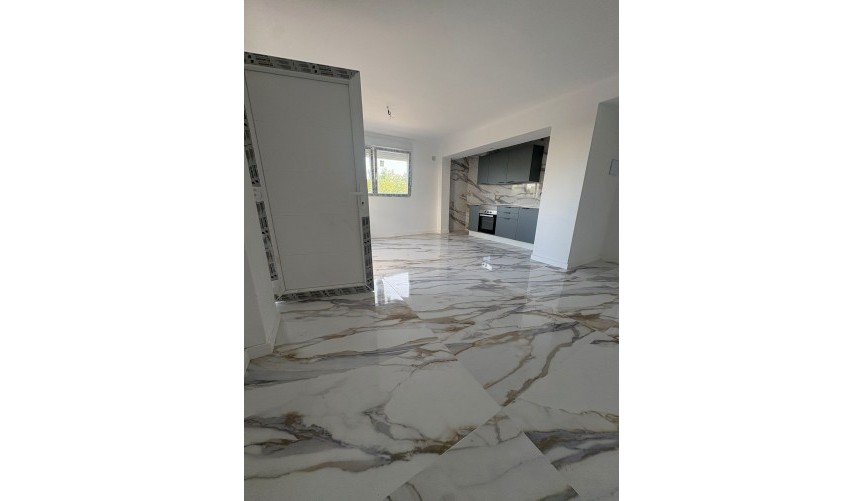 Resale - Apartment -
Denia - Costa Blanca