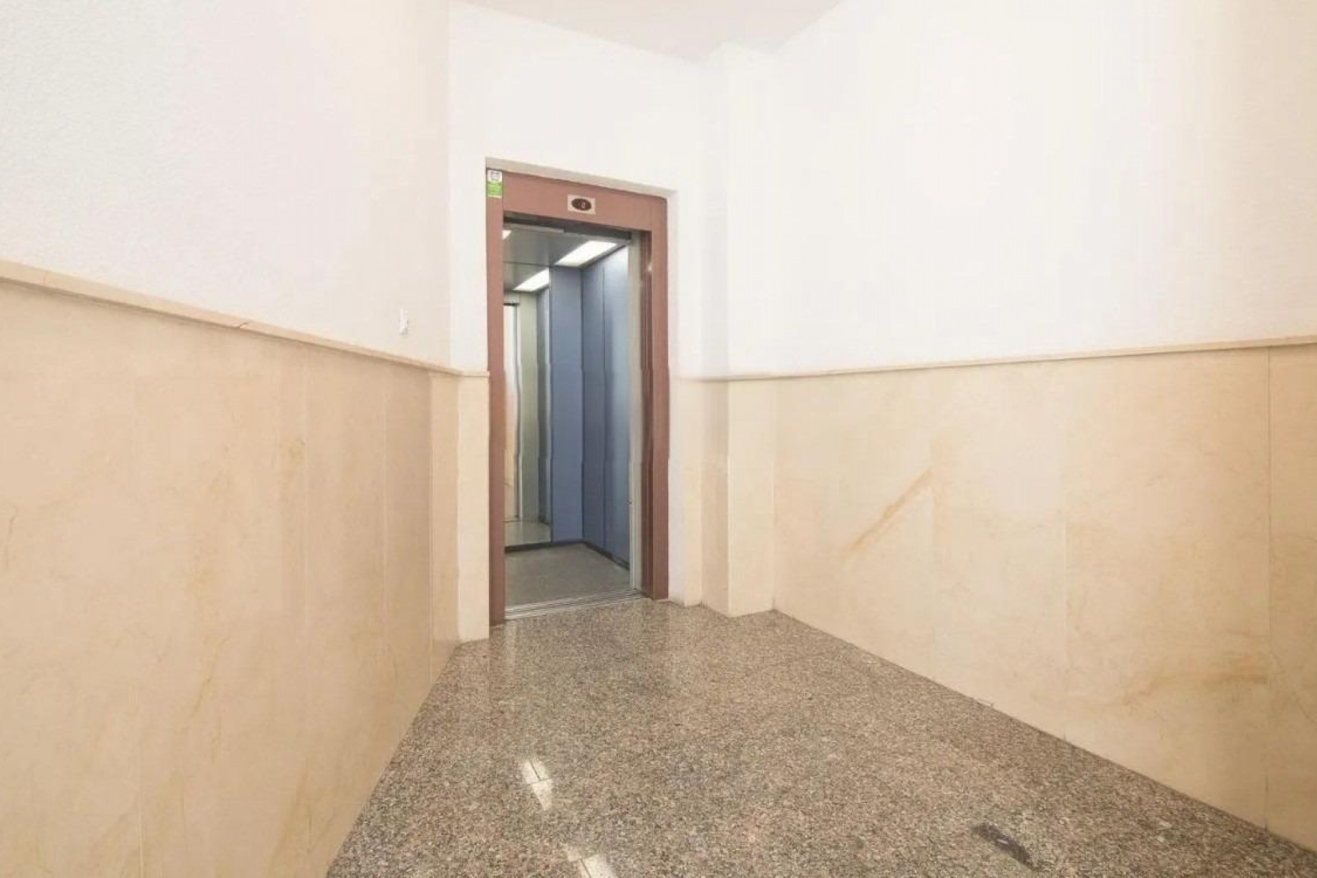 Resale - Apartment -
El Altet - Balsares
