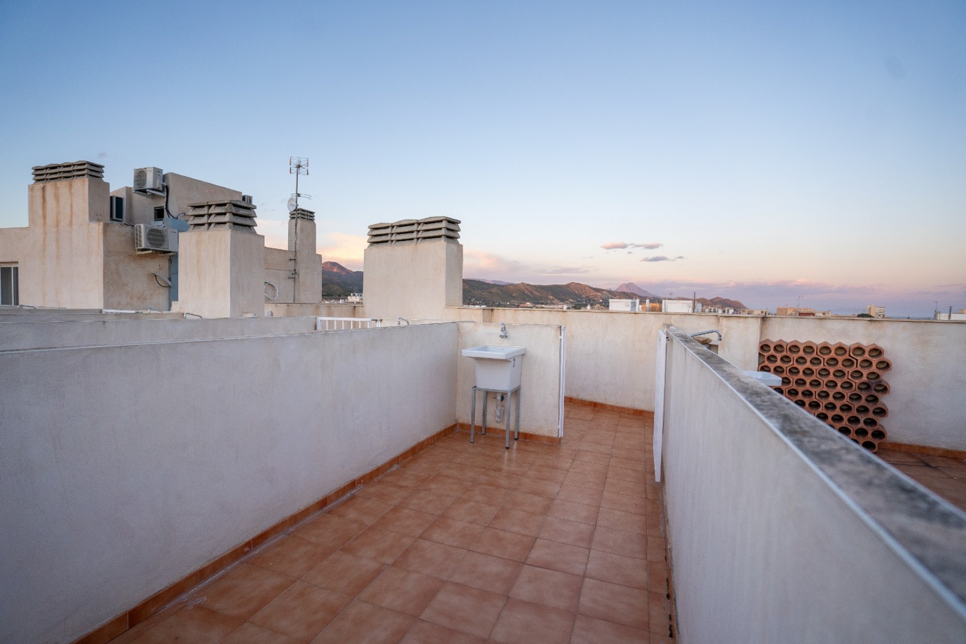 Resale - Apartment -
El Campello - Costa Blanca