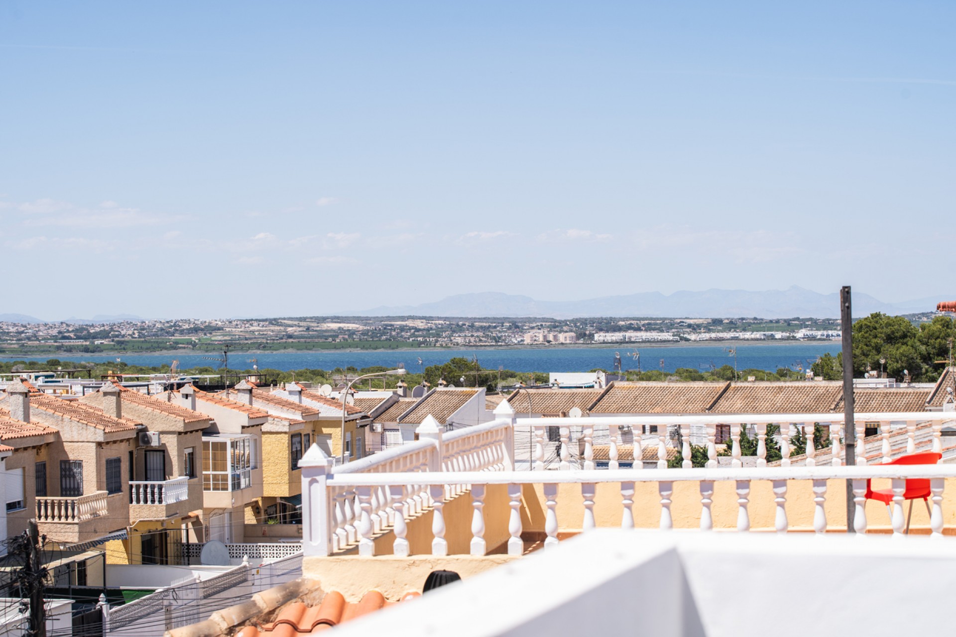 Resale - Apartment -
El Chaparral - Costa Blanca