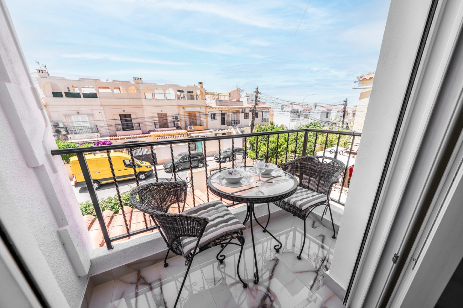 Resale - Apartment -
El Chaparral - Costa Blanca