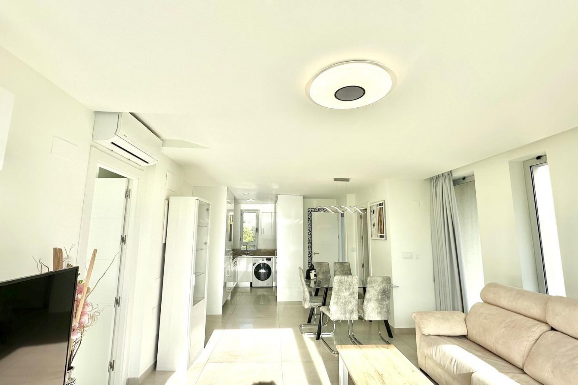 Resale - Apartment -
Finestrat