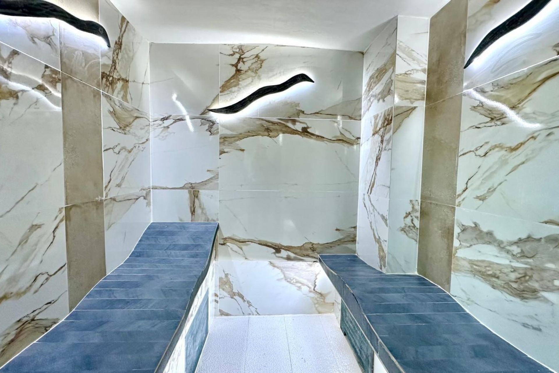 Resale - Apartment -
Finestrat