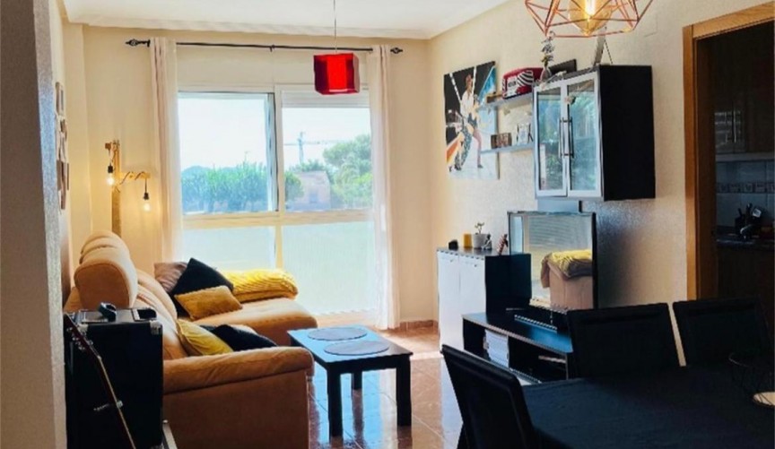 Resale - Apartment -
Formentera del Segura