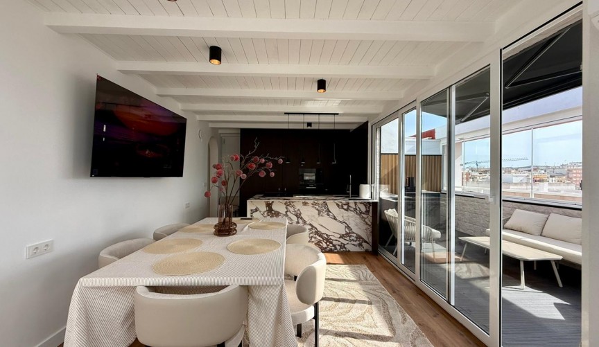 Resale - Apartment -
Guardamar del Segura - Centro