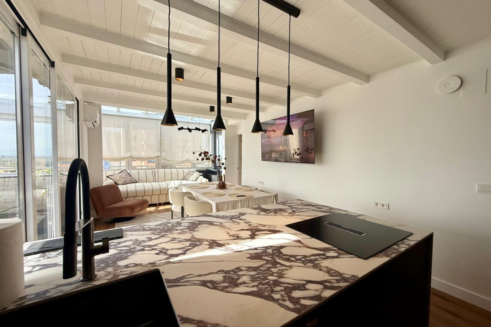 Resale - Apartment -
Guardamar del Segura - Centro