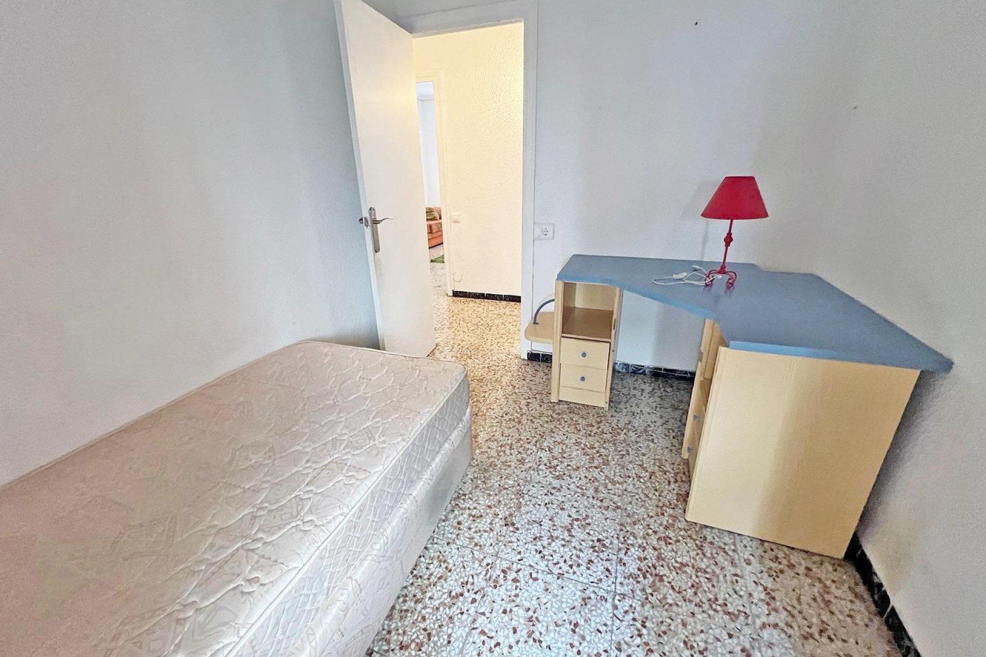 Resale - Apartment -
Guardamar del Segura - Centro