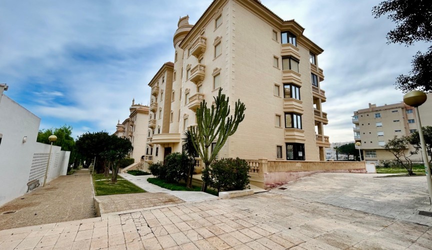Resale - Apartment -
Guardamar del Segura - Costa Blanca