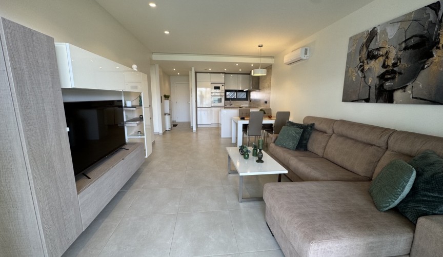 Resale - Apartment -
Guardamar del Segura - El Raso