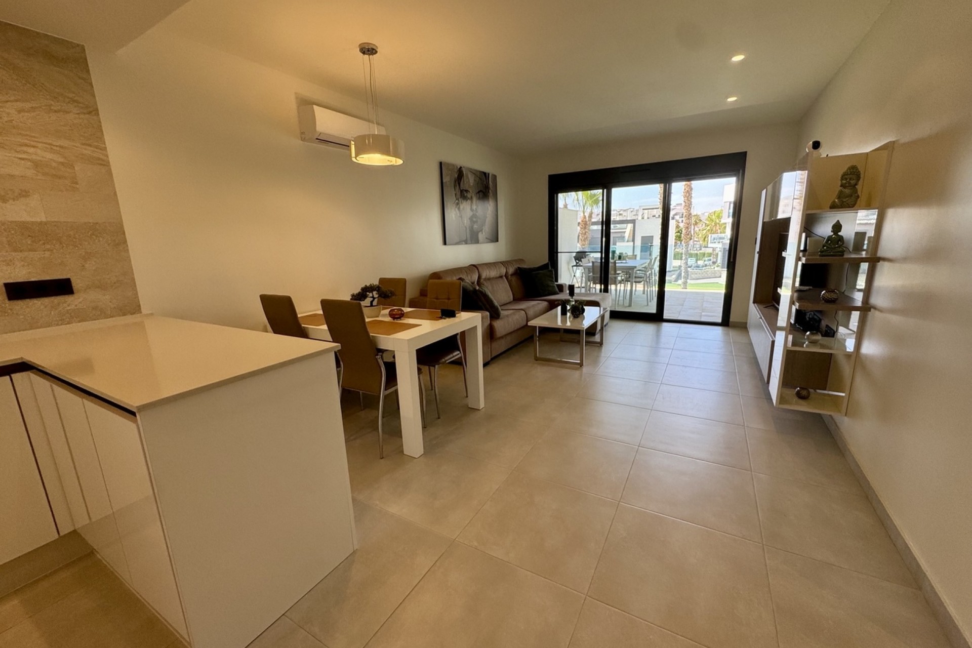 Resale - Apartment -
Guardamar del Segura - El Raso