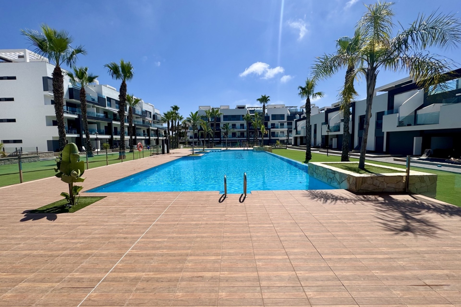 Resale - Apartment -
Guardamar del Segura - El Raso