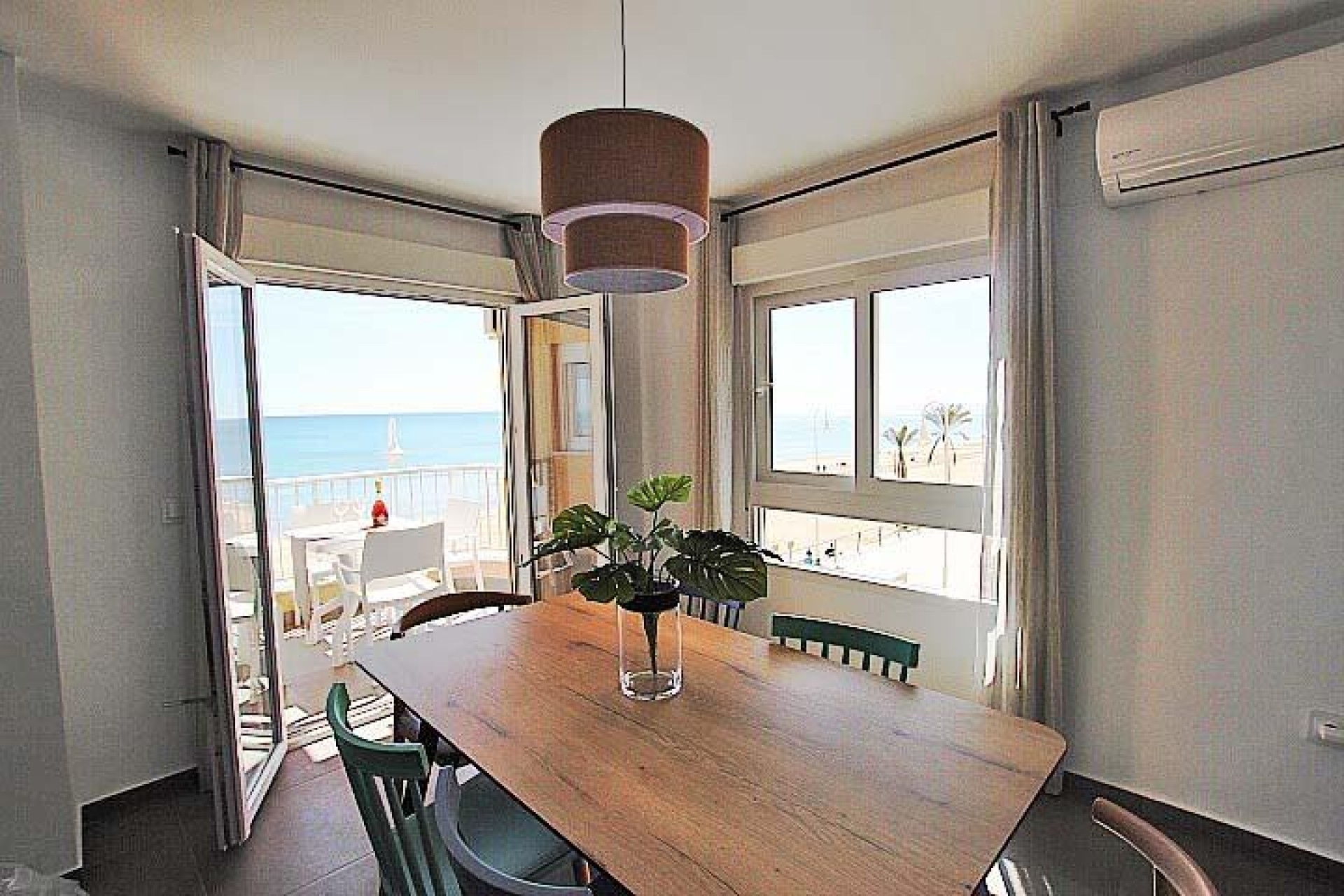 Resale - Apartment -
Guardamar del Segura - Guardamar Playa