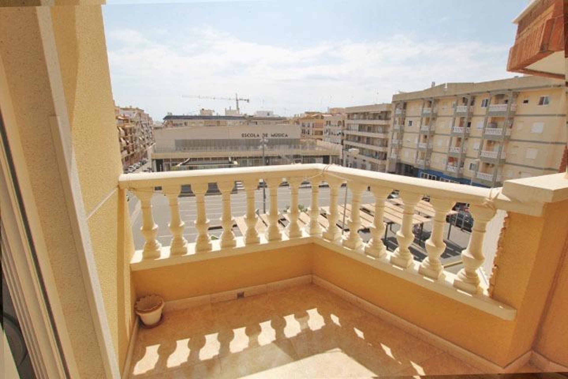 Resale - Apartment -
Guardamar del Segura - Pueblo