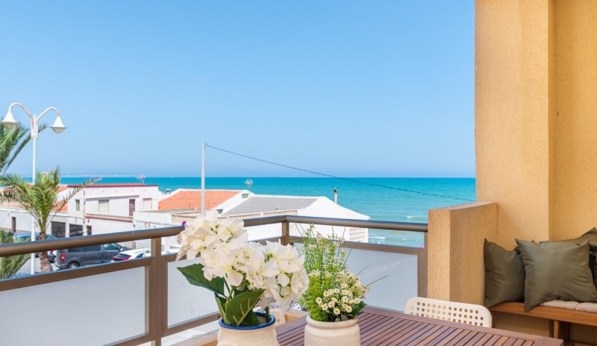 Resale - Apartment -
Guardamar del Segura - Pueblo