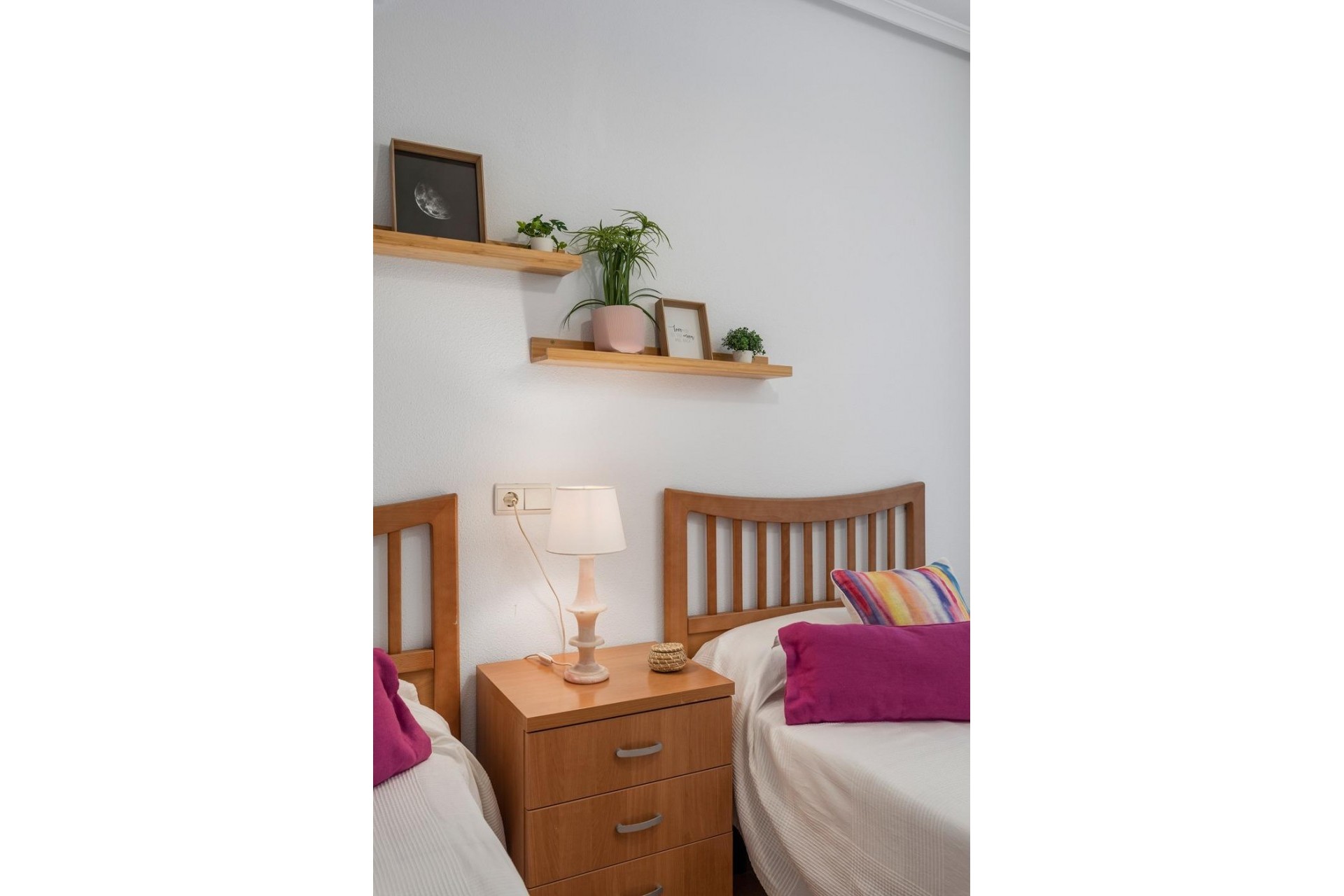 Resale - Apartment -
Guardamar del Segura - Pueblo