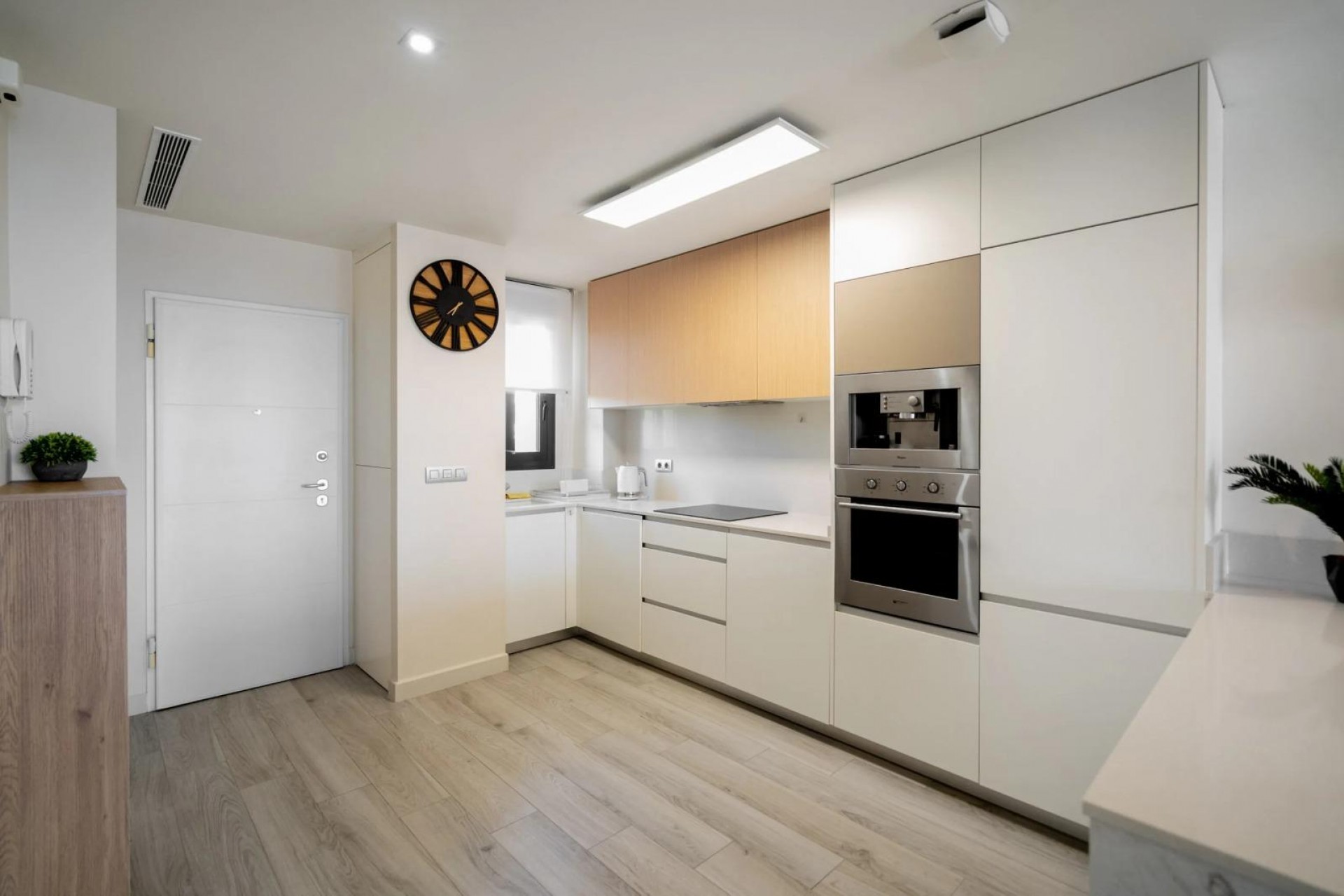 Resale - Apartment -
Guardamar del Segura - Puerto Deportivo