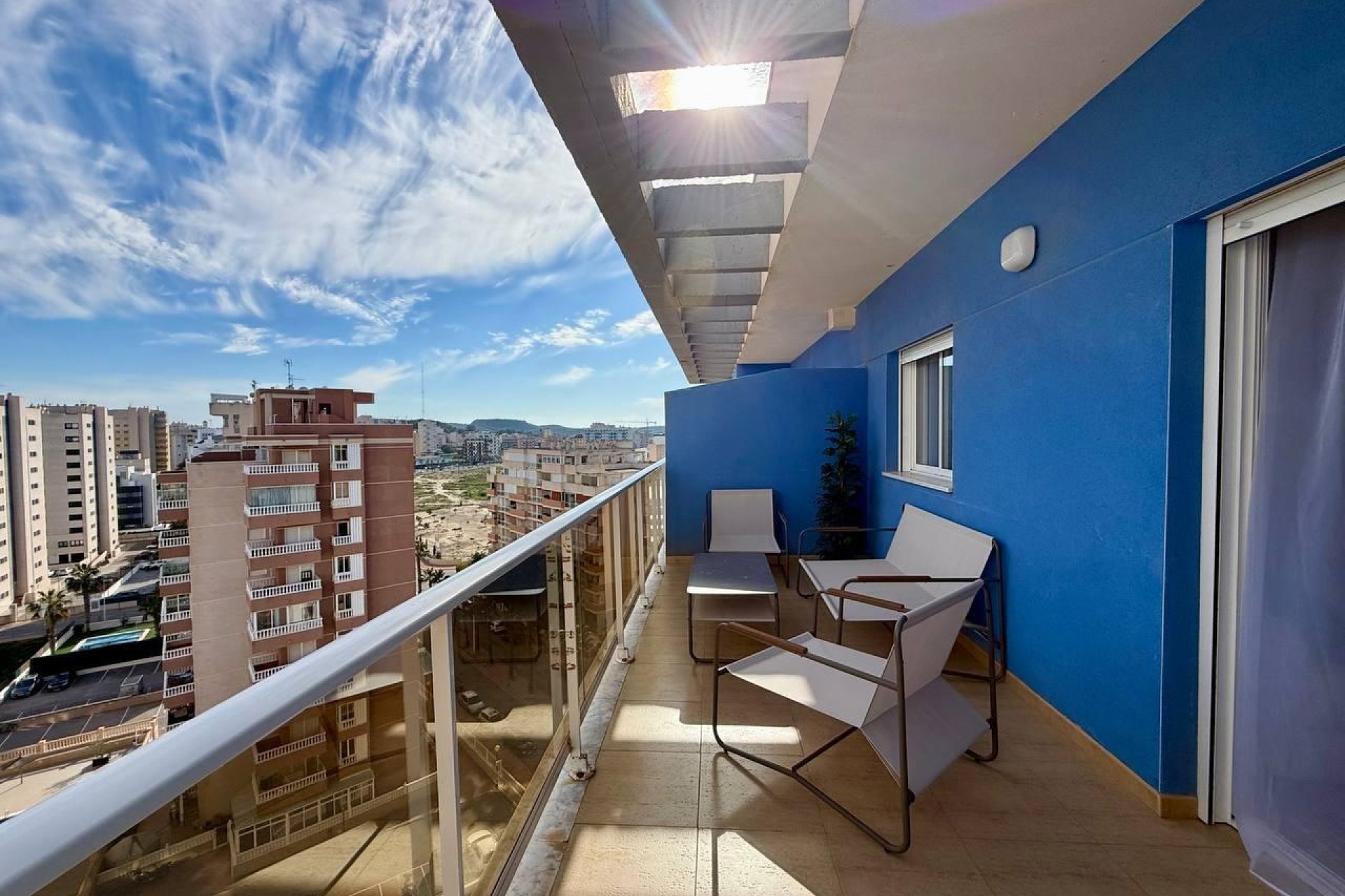 Resale - Apartment -
Guardamar del Segura - Puerto