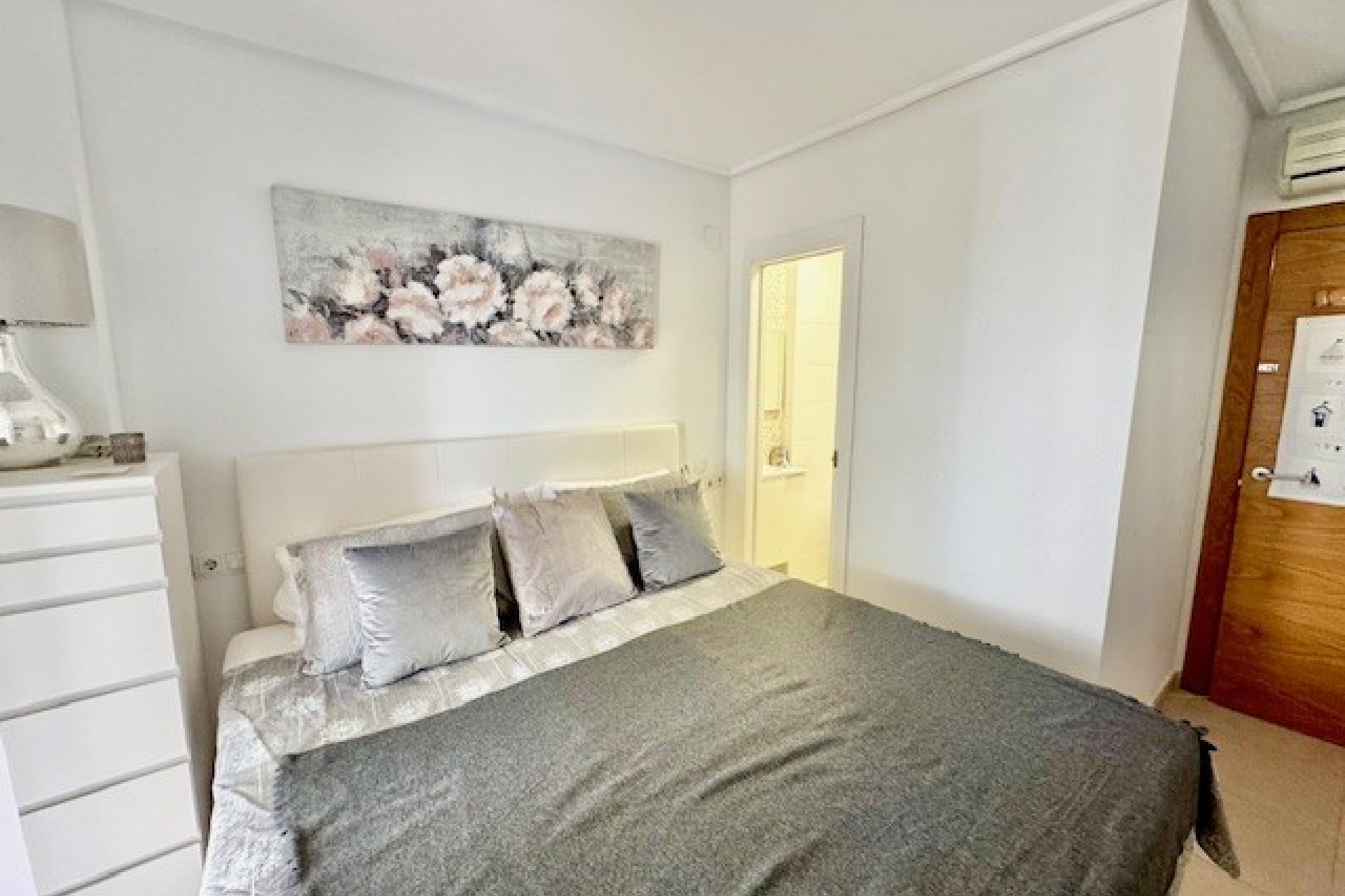 Resale - Apartment -
Hacienda Riquelme Golf Resort - Inland