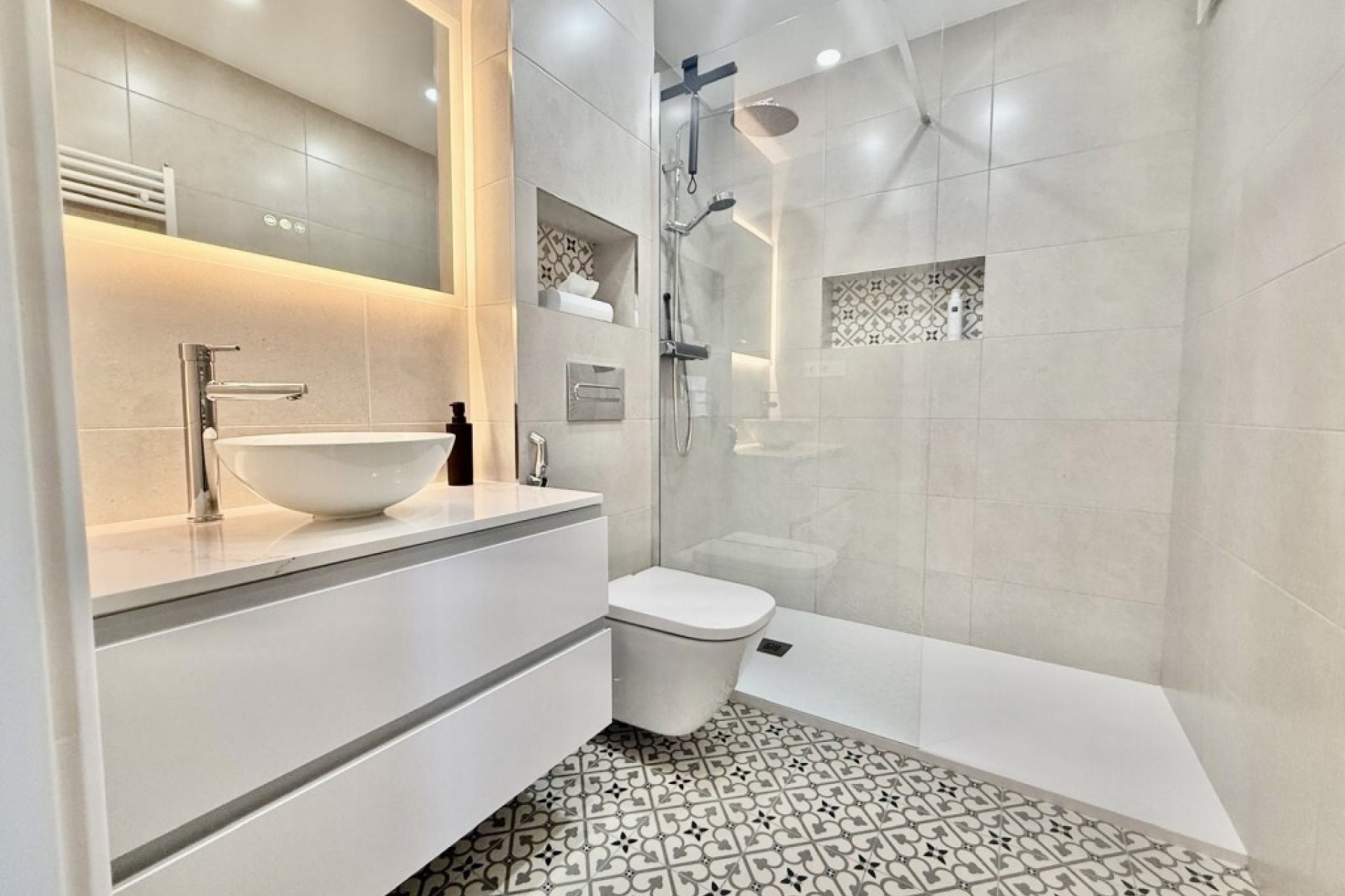 Resale - Apartment -
Hacienda Riquelme Golf Resort - Inland