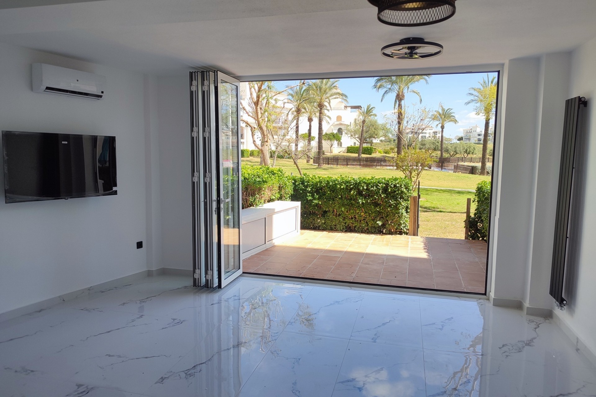 Resale - Apartment -
Hacienda Riquelme Golf Resort - Inland