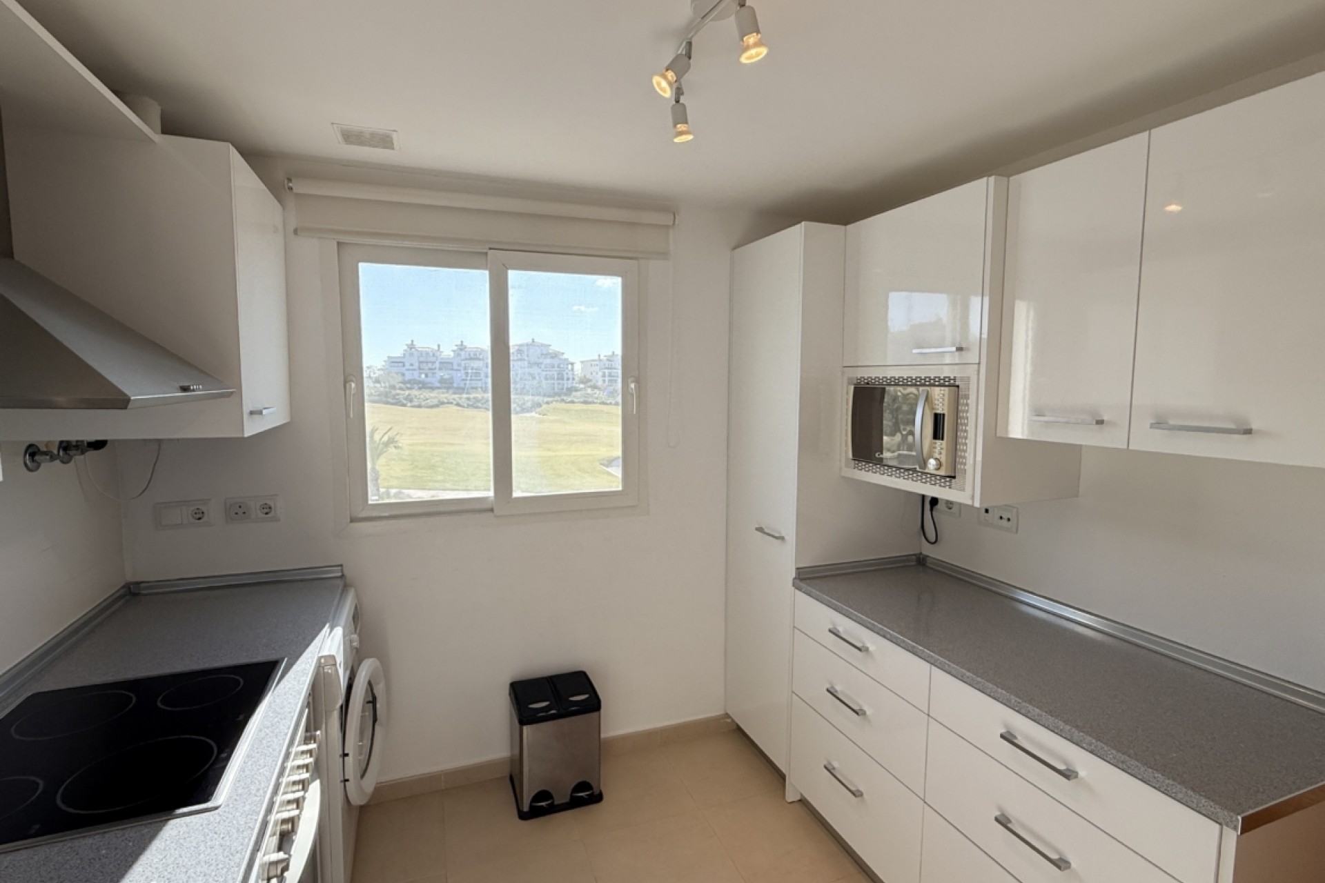 Resale - Apartment -
Hacienda Riquelme Golf Resort - Inland