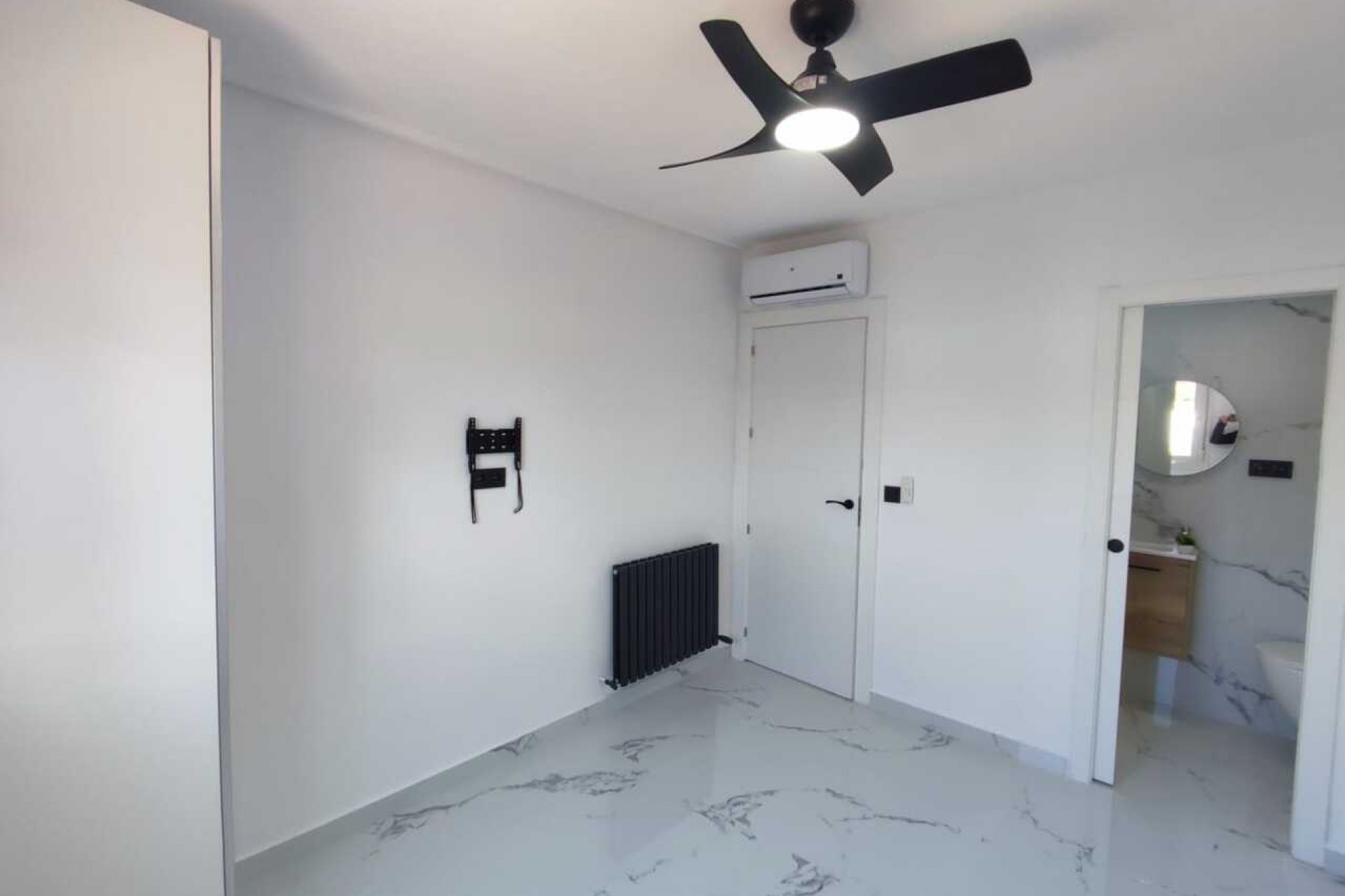 Resale - Apartment -
Hacienda Riquelme Golf Resort - Inland