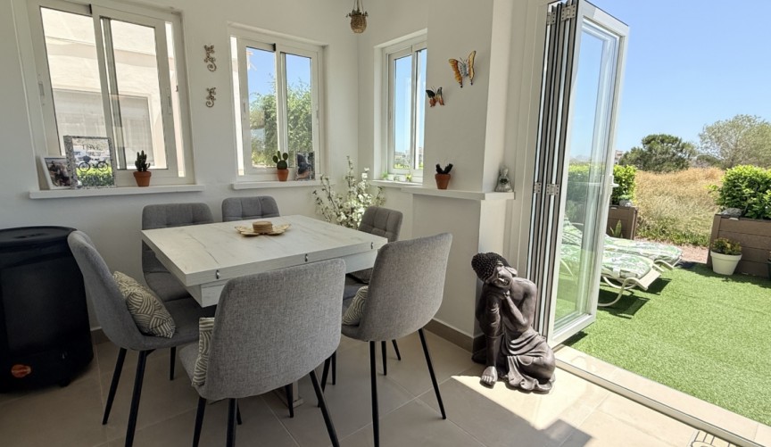 Resale - Apartment -
Hacienda Riquelme Golf Resort - Inland
