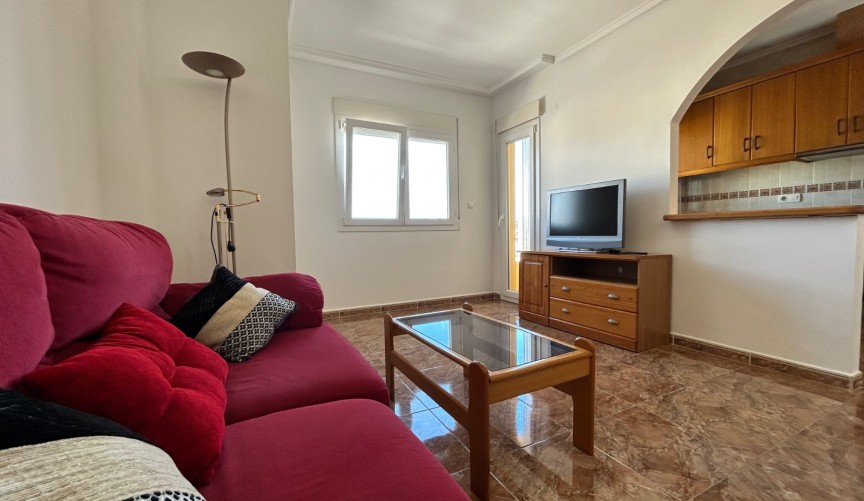 Resale - Apartment -
Jacarilla - Inland