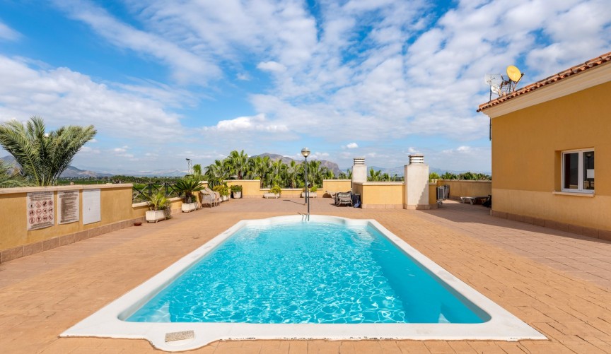 Resale - Apartment -
Jacarilla - Inland