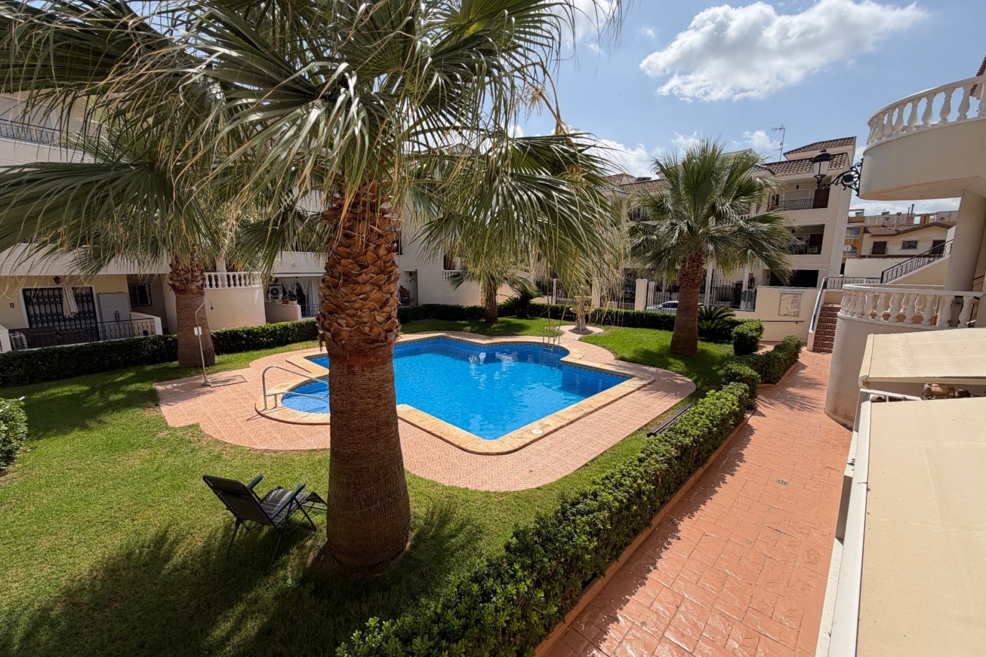 Resale - Apartment -
Jacarilla - Inland