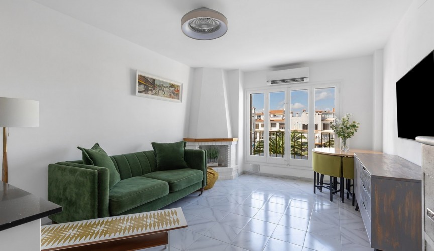 Resale - Apartment -
La Mata - Costa Blanca