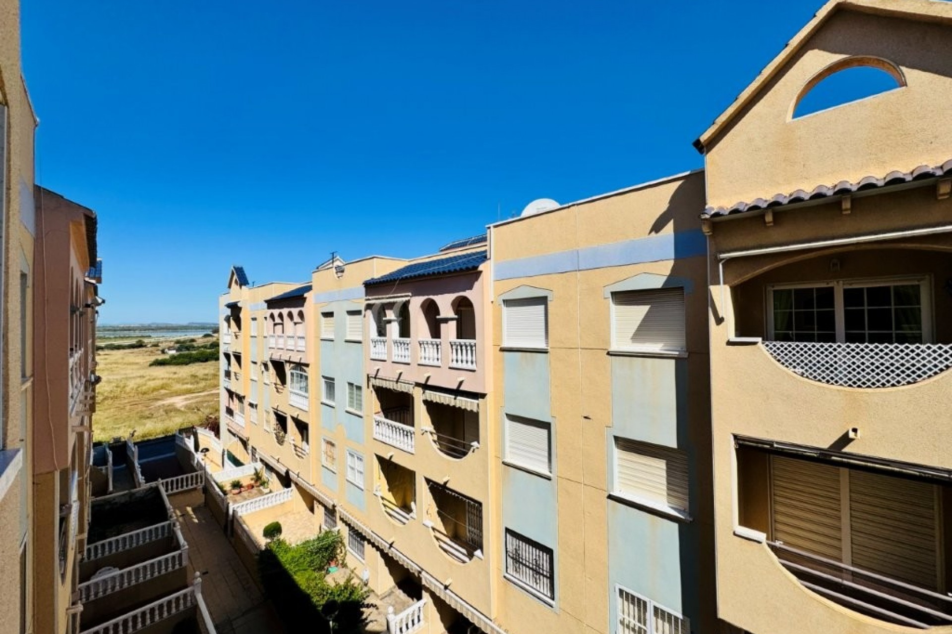 Resale - Apartment -
La Mata - Costa Blanca