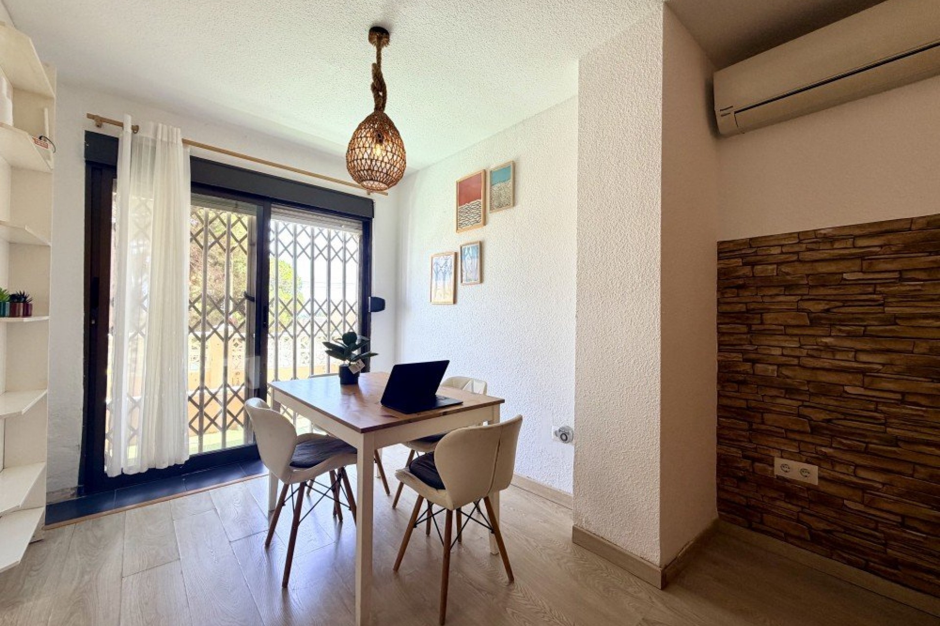 Resale - Apartment -
La Mata - Costa Blanca