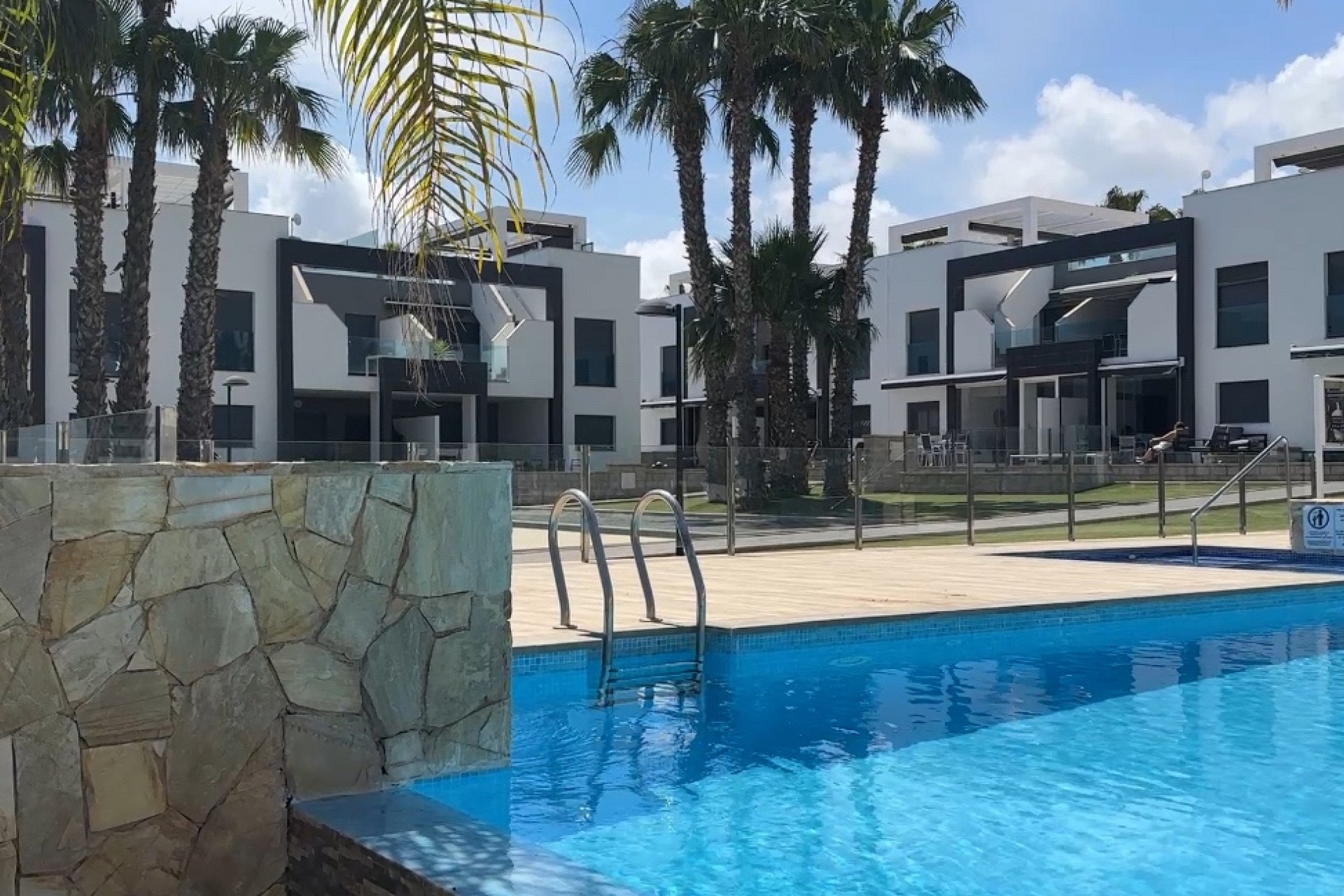 Resale - Apartment -
La Zenia - Costa Blanca