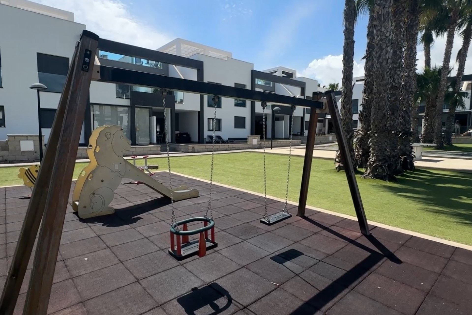 Resale - Apartment -
La Zenia - Costa Blanca