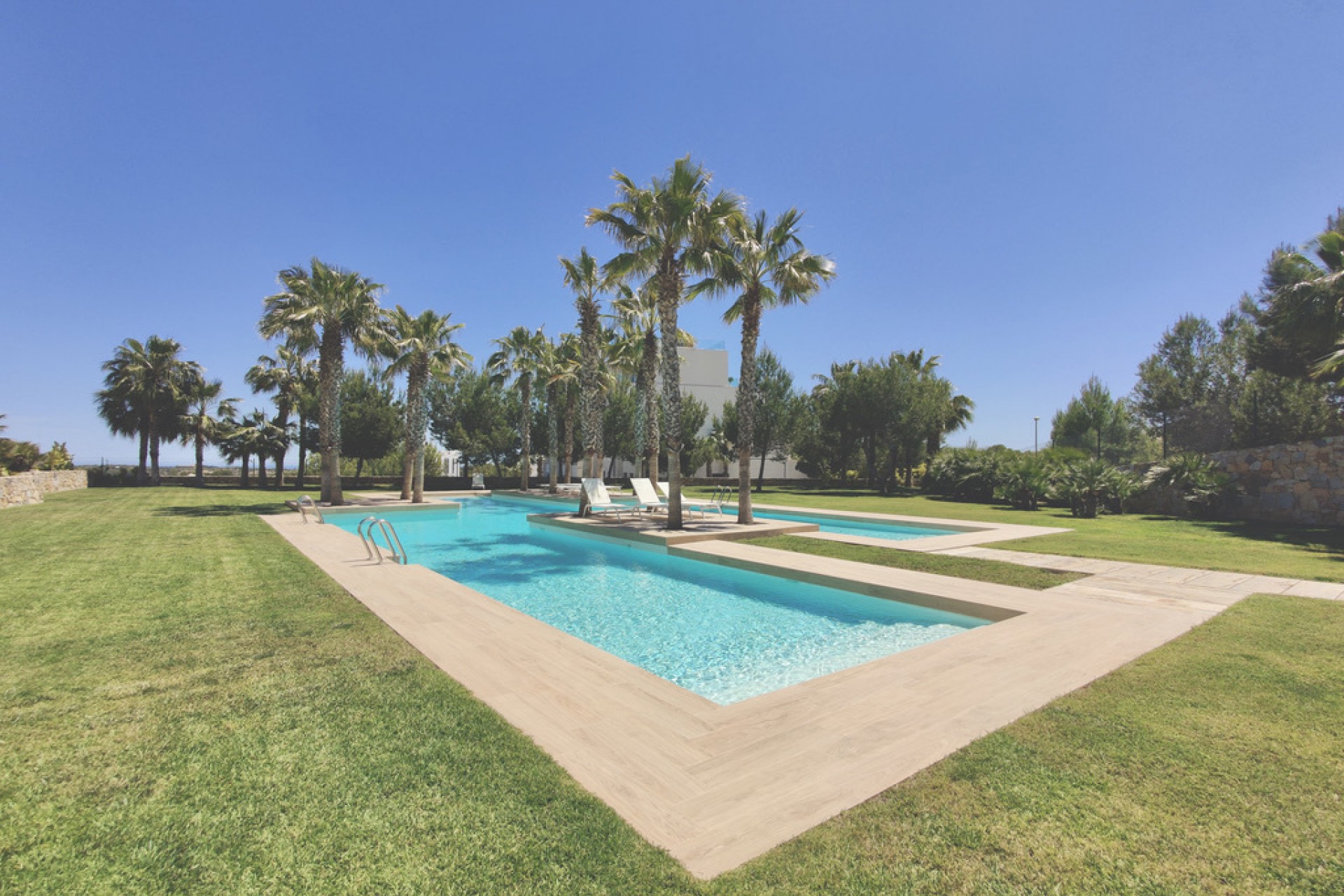 Resale - Apartment -
Las Colinas Golf - Costa Blanca