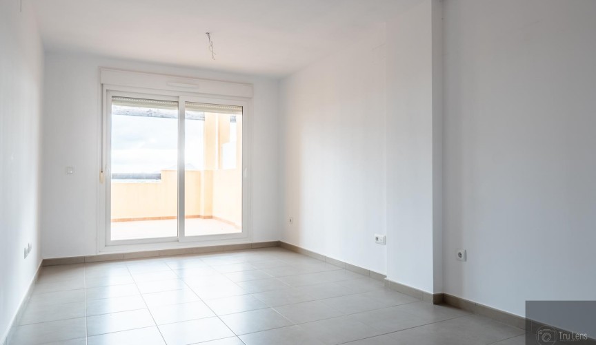 Resale - Apartment -
Las Terrazas de la Torre Golf Resort - Inland