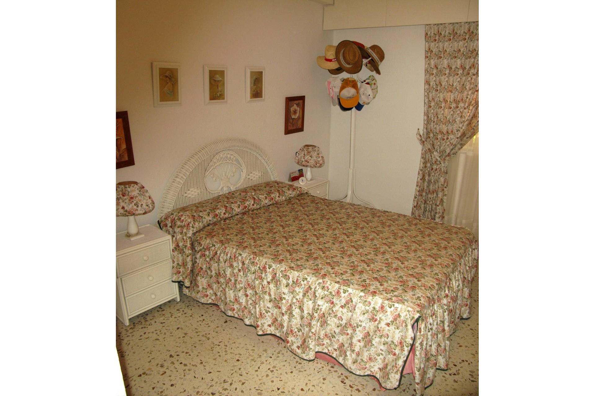 Resale - Apartment -
Lo Pagan - 1Âª Linea De Playa