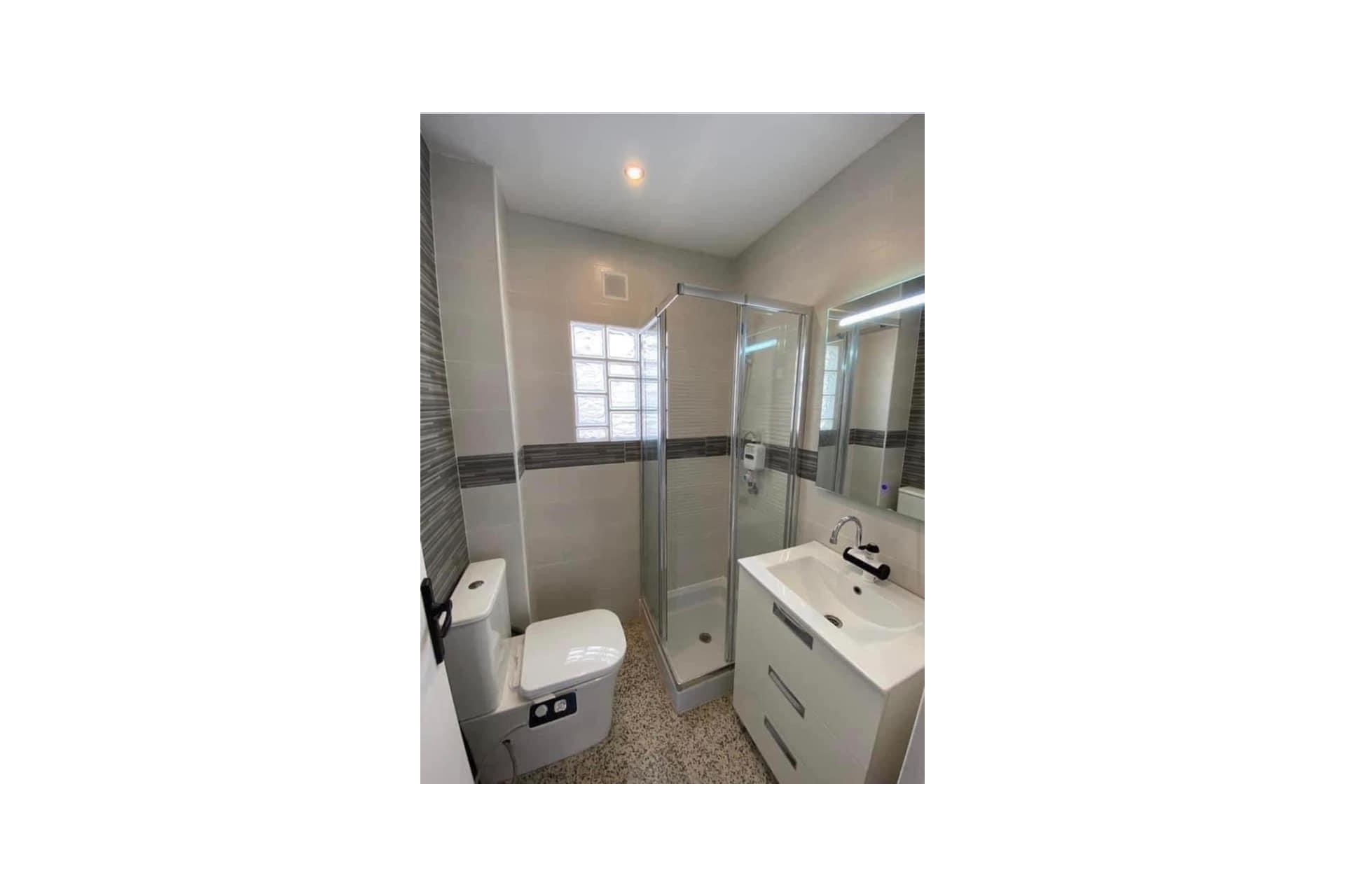 Resale - Apartment -
Lo Pagan