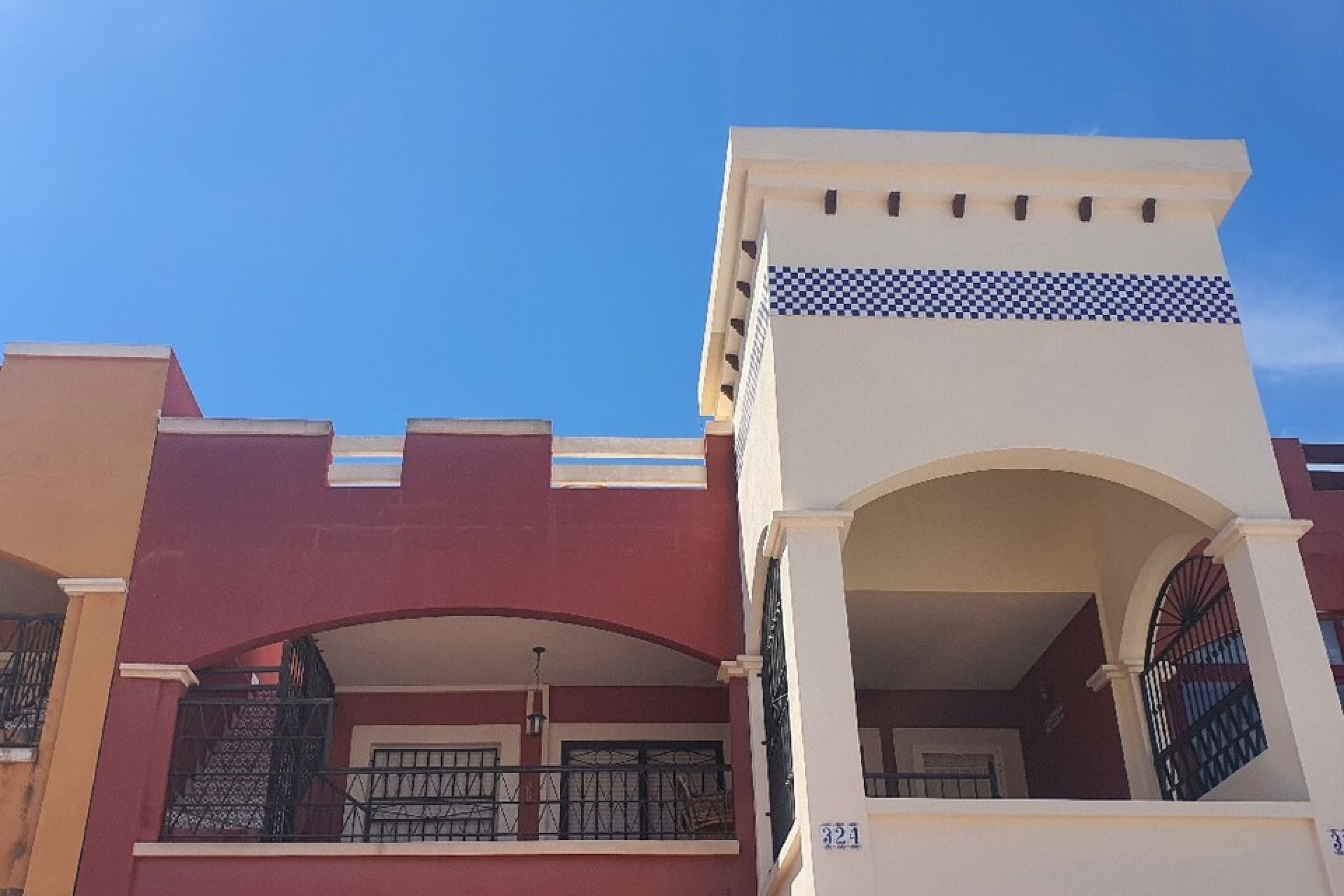 Resale - Apartment -
Los Altos - Costa Blanca