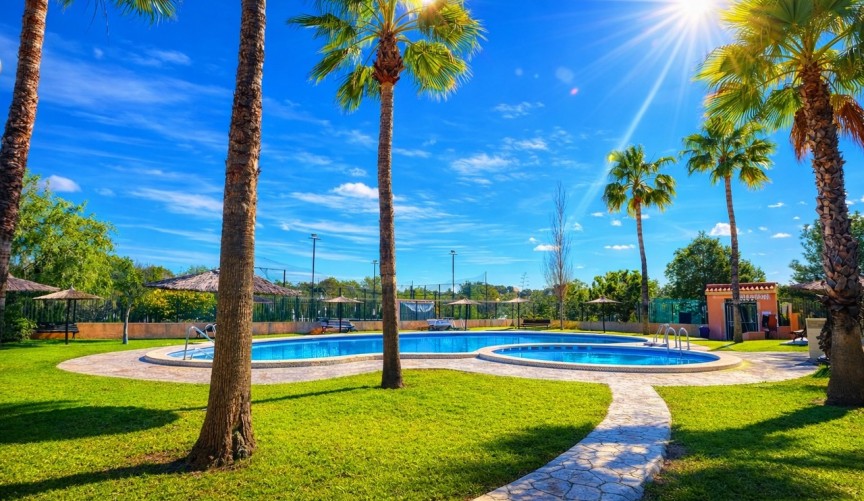 Resale - Apartment -
Los Altos - Costa Blanca