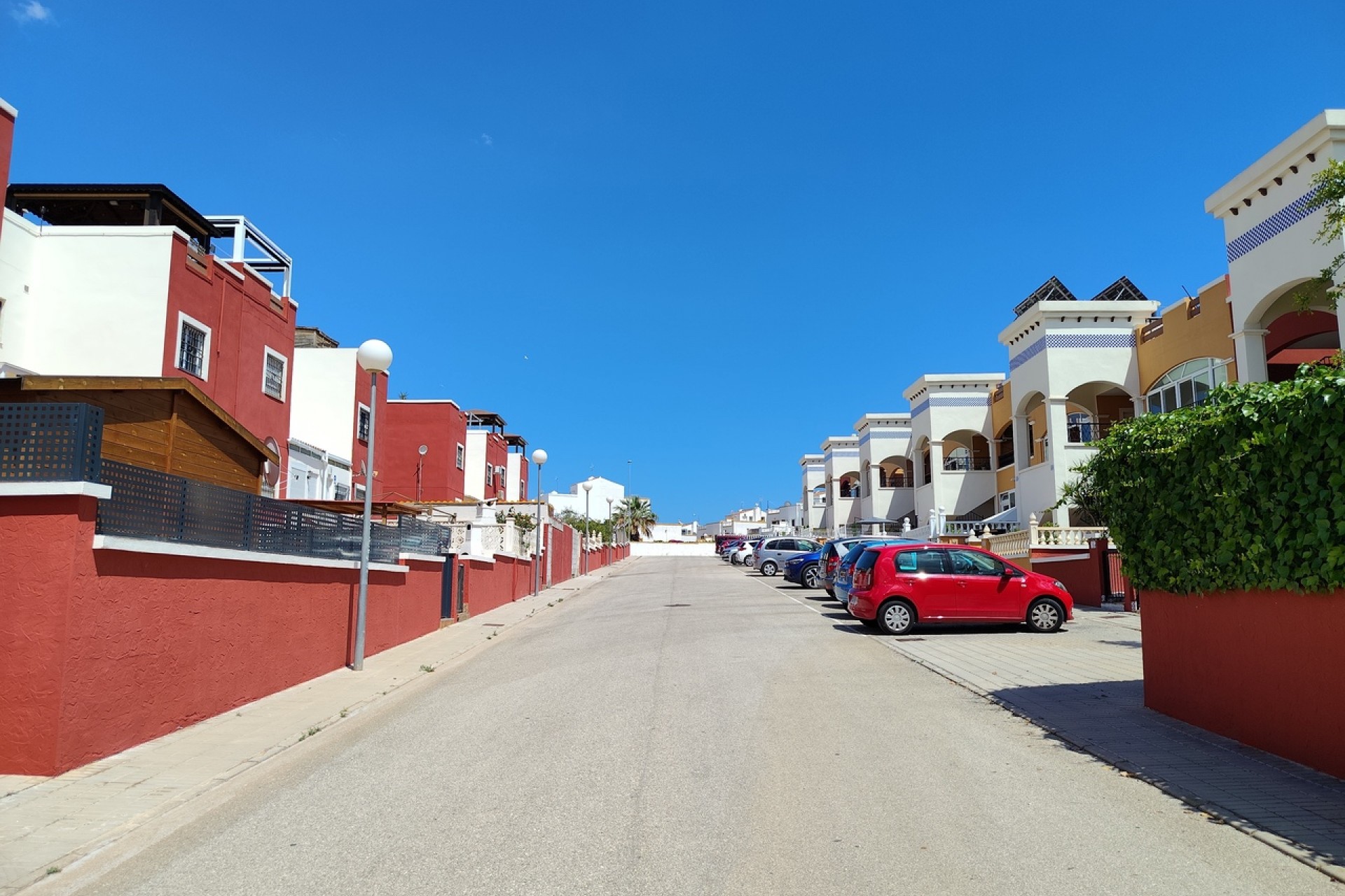 Resale - Apartment -
Los Altos - Costa Blanca