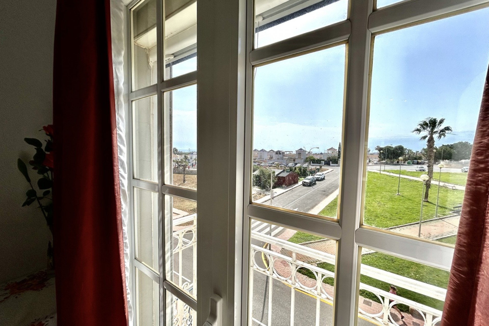 Resale - Apartment -
Los Altos - Costa Blanca
